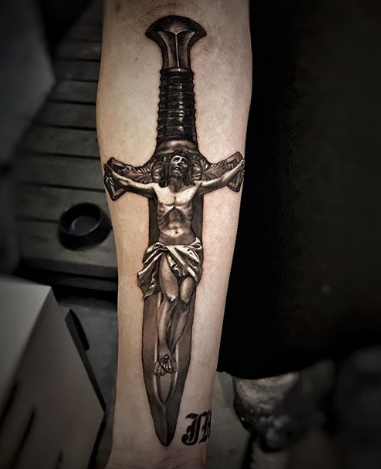 JOSH LIN – World Famous Tattoo Ink